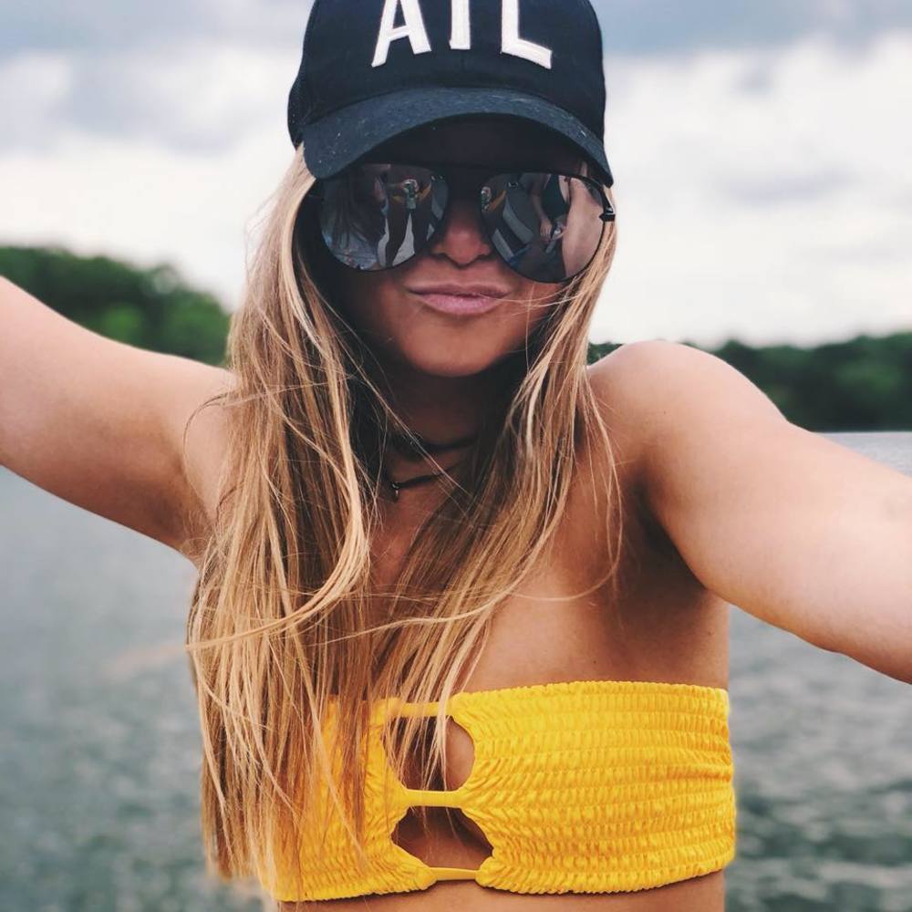 Meet your Posher, Lily